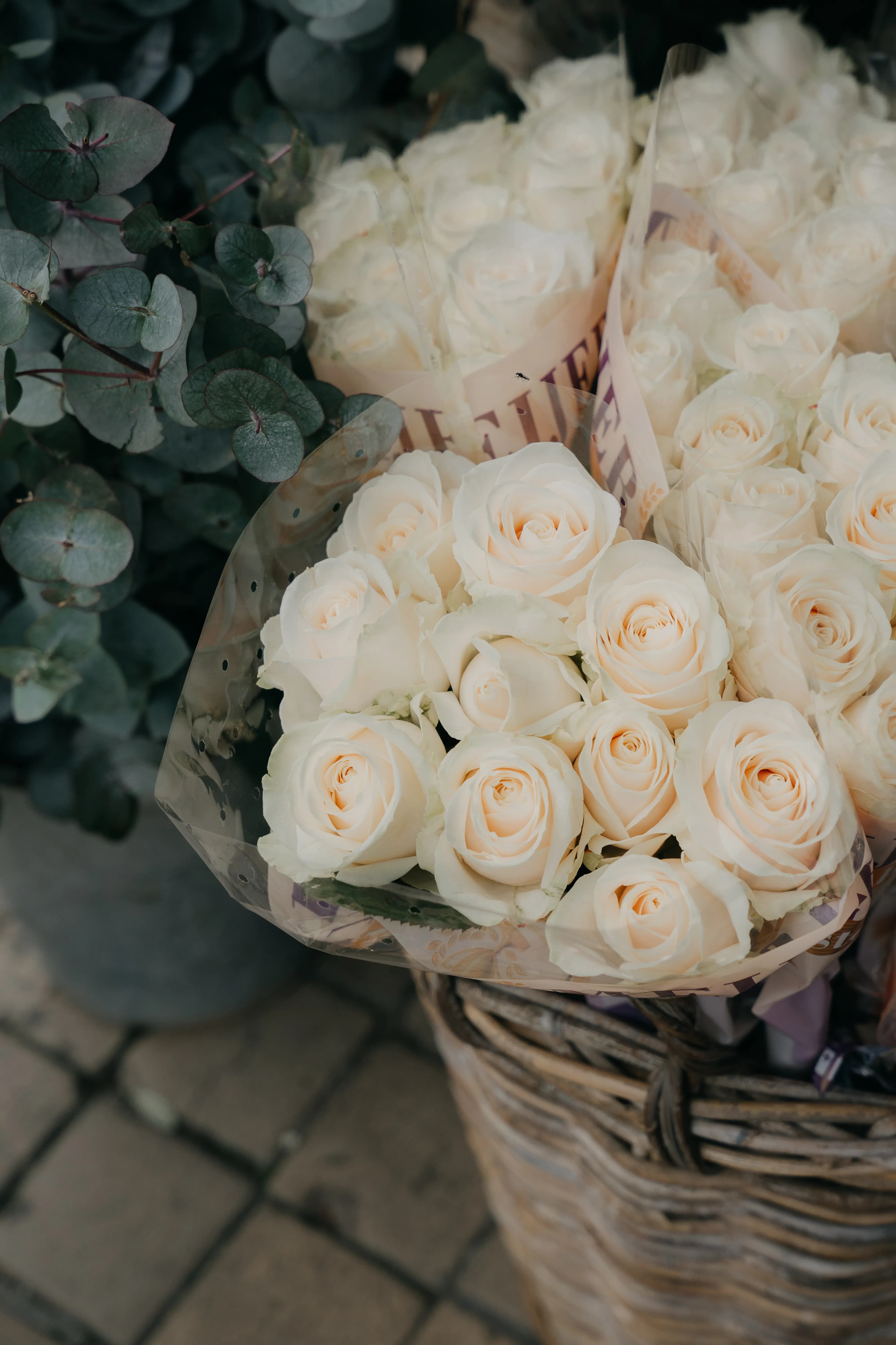 Snow White Rose Bouquet - view 4
